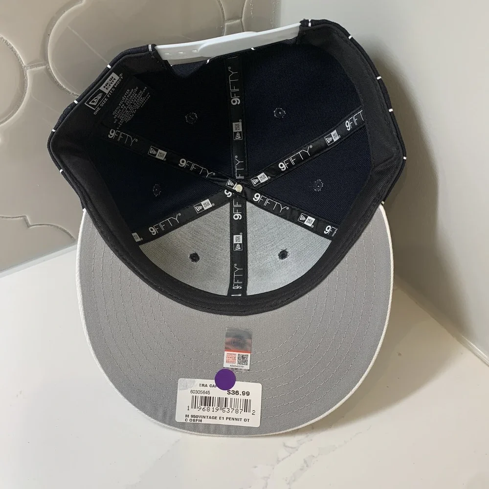 New Era Penn State Nittany Lions NCAA Pinstripe Vintage 9FIFTY Snapback Hat OSFM